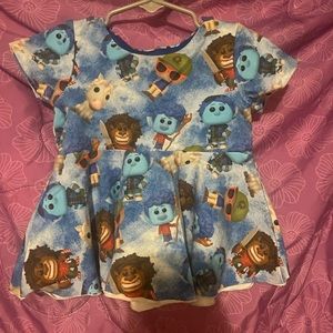 Size 3T peplum